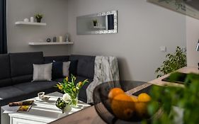 N7 Apartment Near Vistula River